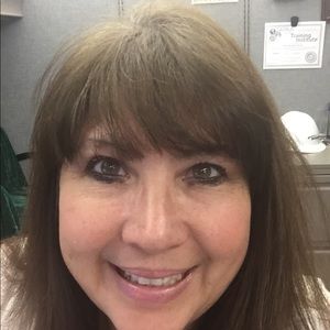 Meet your Posher, Gayle